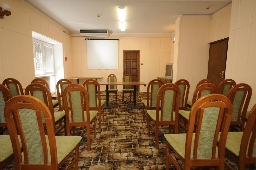 Bed and Breakfast Karat Варшава Экстерьер фото